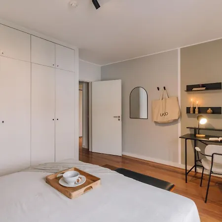 Flores - 1 Bedroom And Parking In Estrela Apartament