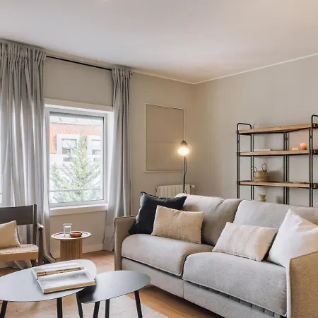 Apartament Flores - 1 Bedroom And Parking In Estrela