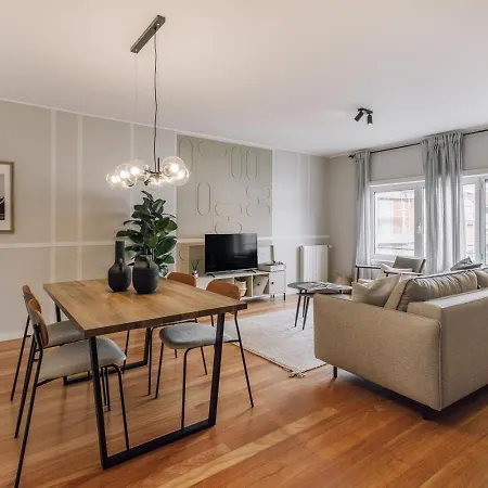 Apartment Flores - 1 Bedroom And Parking In Estrela Lisbon